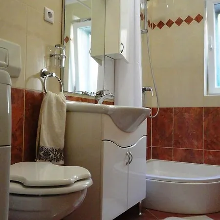 Luxurious Djuran Apartment *