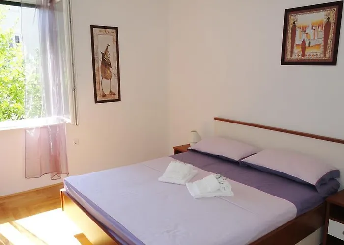 Luxurious Djuran Split